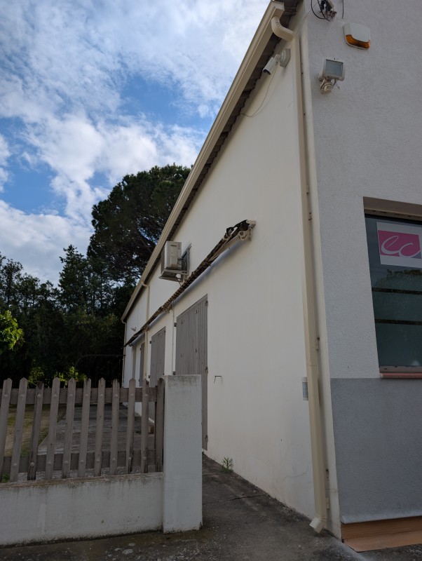 Chantier gouttière réalisé à Arles 